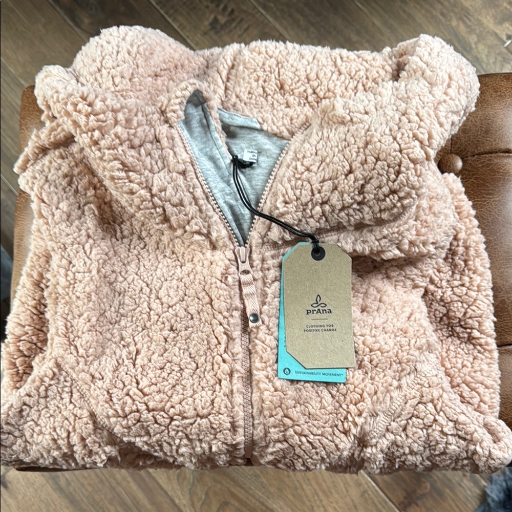 Women’s Prana Pink Puffer Vest Cozy and Stylish